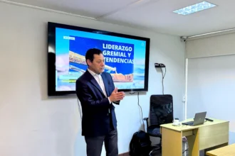 Presidente del Consejo Minero participa en diplomado de CORPROA