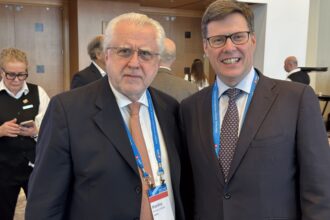 Presidentes de Codelco y Anglo American coinciden en conferencia internacional en Miami y celebran el MoU entre Andina y Los Bronces