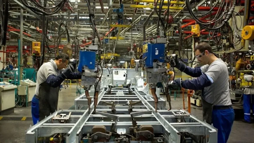 Producción industrial en Estados Unidos sube 0,2% gracias a manufactura y minería