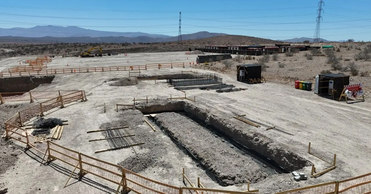 Proyecto Domeyko: 660 MWh y la póliza que acelera su salto a la banca