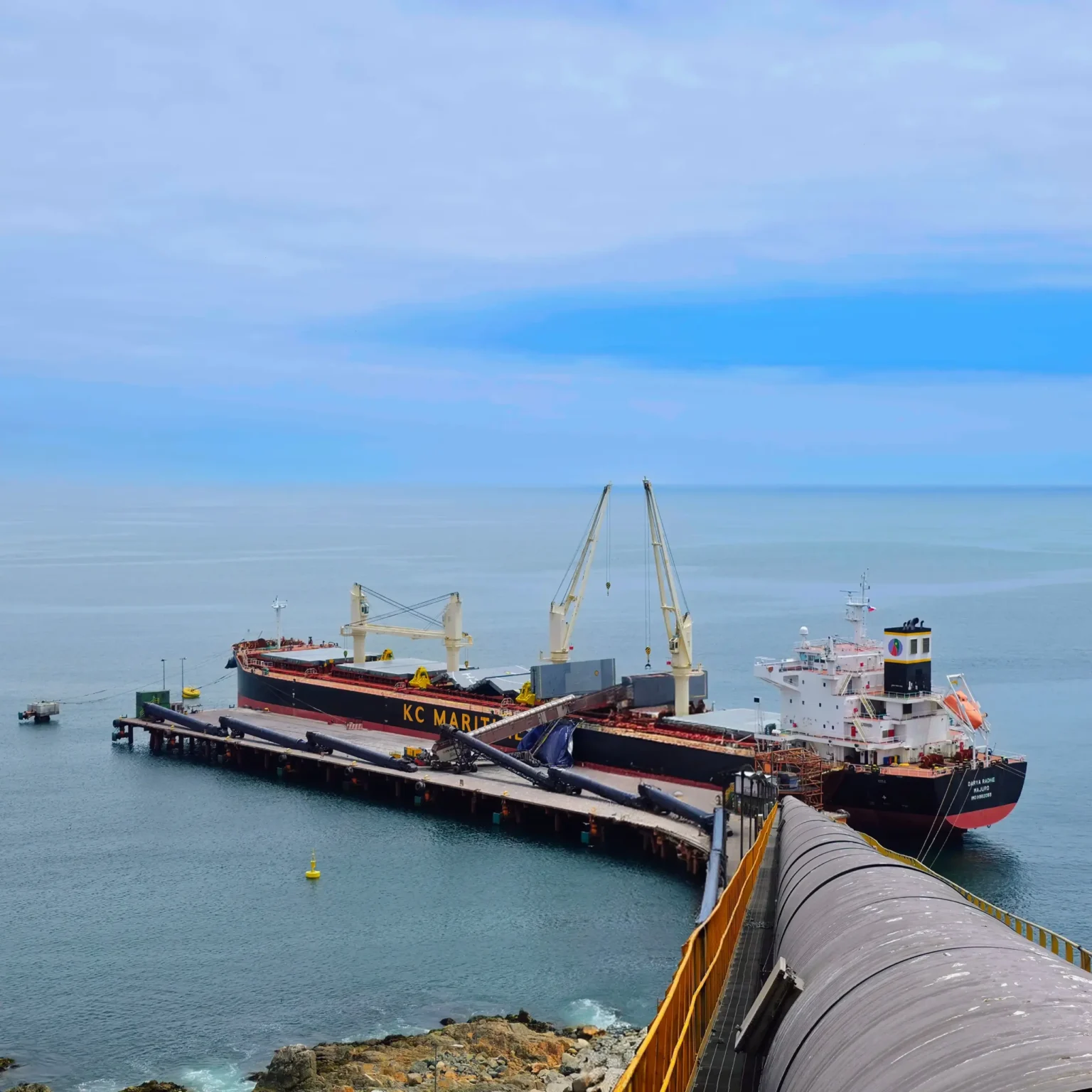 Puerto Las Losas inicia embarque de hierro de Admiralty Minerals y refuerza su liderazgo en servicios portuarios