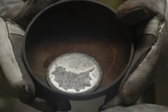 Purificación de uranio en EE.UU. vuelve tras 20 años: nuevo proceso en Y-12 marca giro clave en infraestructura nuclear