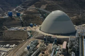 Quellaveco apunta a 340.000 toneladas de cobre en 2026: Anglo American concentra el volumen en el segundo semestre y sube su costo a 100 c/lb