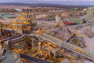 Rally minero global redefine liderazgos: Agnico supera los US$100.000 millones y Rio Tinto retrocede al cuarto lugar