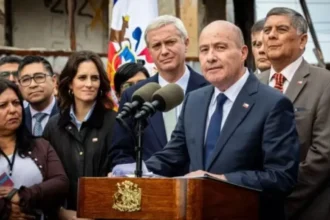 Rebaja de impuestos y reconstrucción: Quiroz plantea plan fiscal para reactivar inversión y recuperar empleos