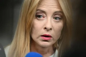 Rechazo a reforma judicial sacude el liderazgo de Giorgia Meloni en Italia