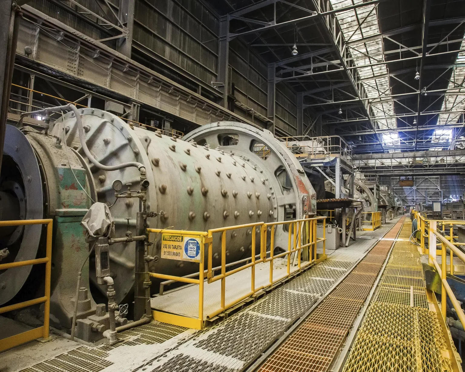 REDIMIN: Resultados mineros Chile 2025 — 8 compañías reportan más de US$19.000 millones en ingresos y proyectan 30.000 nuevos empleos hacia 2027