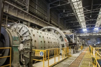 REDIMIN: Resultados mineros Chile 2025 — 8 compañías reportan más de US$19.000 millones en ingresos y proyectan 30.000 nuevos empleos hacia 2027