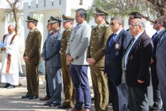 Representantes de Codelco Chuquicamata participaron en emotiva romería por nonagésimo noveno aniversario de Carabineros de Chile