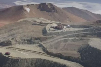 Rio2 comienza construcción de mina de oro Fénix Gold en Atacama