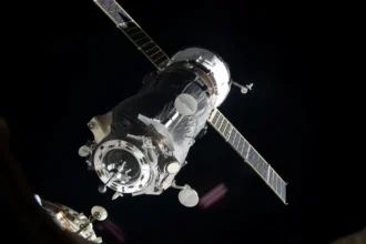 Rusia lanza nave Progress a la ISS tras reparaciones en Baikonur