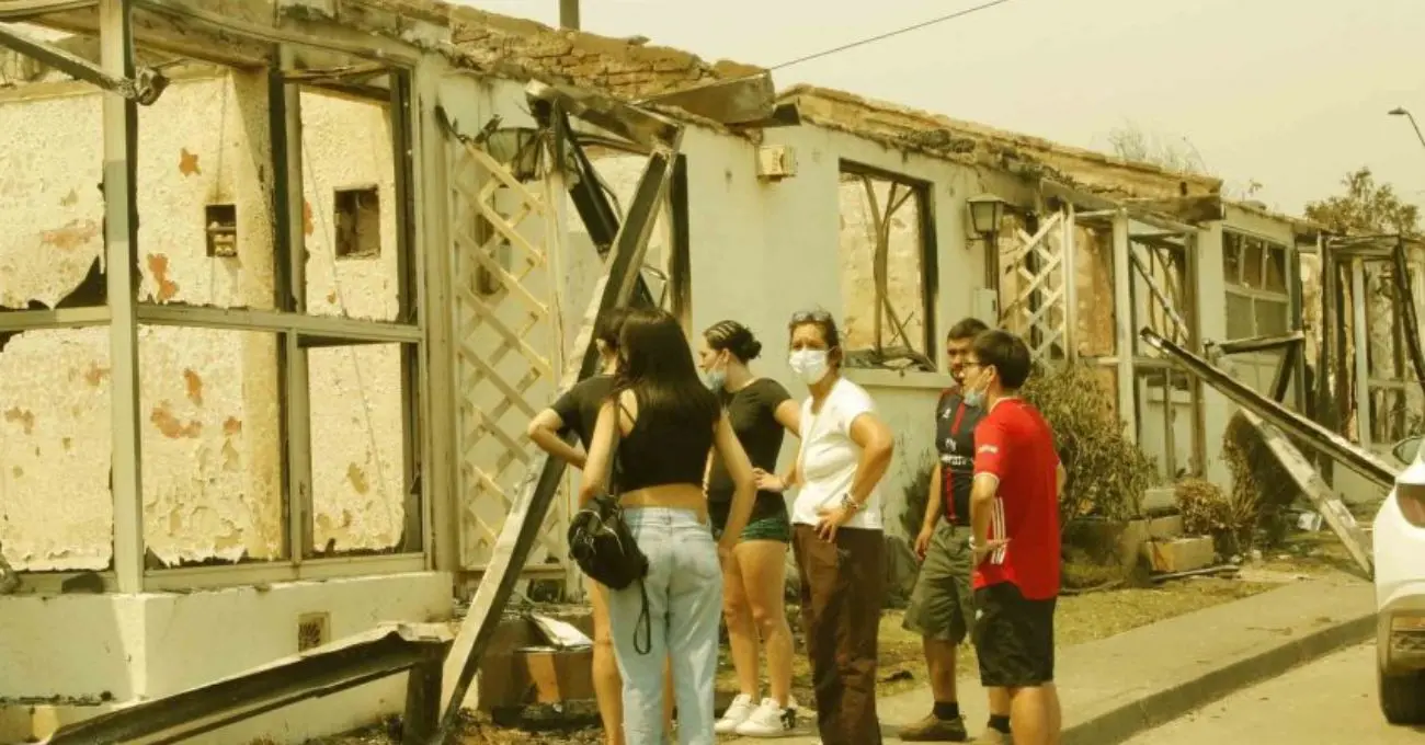 “Salimos con lo puesto”: vecinos relatan cómo el fuego arrasó sus barrios