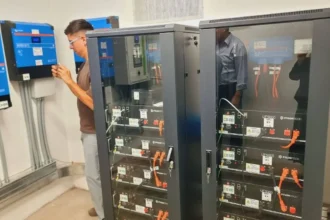 San Félix inaugura proyecto fotovoltaico de $265 millones para fortalecer servicios sanitarios rurales en Alto del Carmen