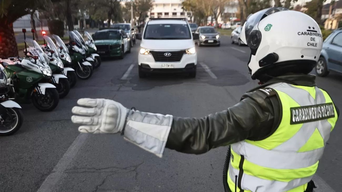 Santiago Implementa Restricción Vehicular hasta Agosto para Combatir la Contaminación: Detalles y Calendario Completo