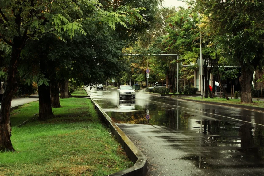Santiago se enfría: tres sistemas frontales marcan la semana y el martes será el día más frío