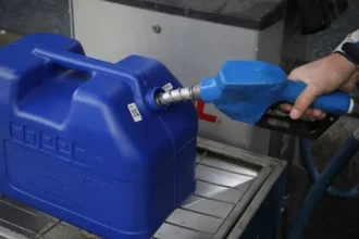 SEC refuerza fiscalización en venta de combustibles en bidones certificados y seguros