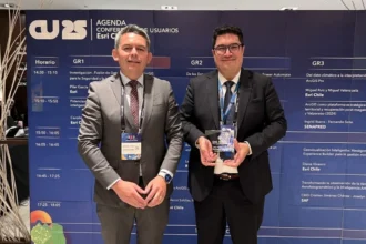 Sernageomin recibe premio por innovación tecnológica en gestión geoespacial en Chile