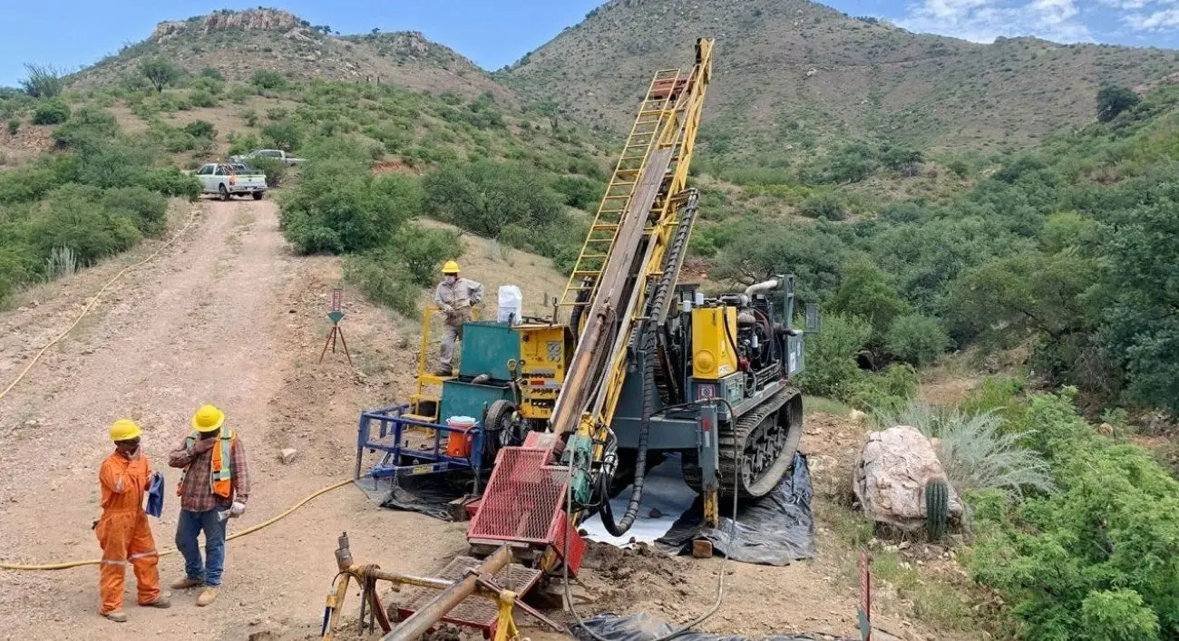 Sonoro Gold anuncia el cierre de una colocación privada sobresuscrita de 4,9 millones de dólares