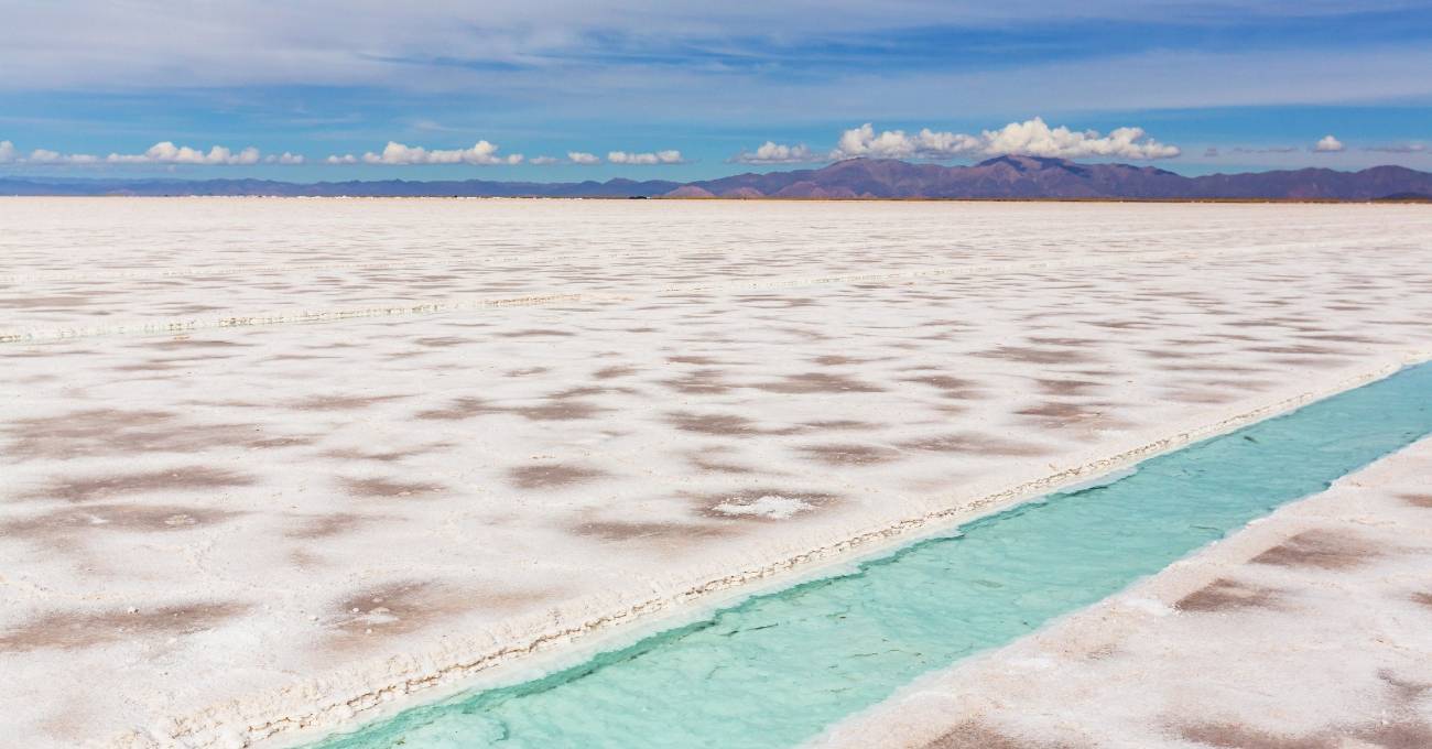 SQM Litio reduce uso de agua y sella alianza histórica con Codelco en su Reporte de Sostenibilidad 2024