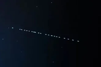 Starlink ya tiene 15.000 satélites autorizados y pidió 1 millón más: el salto del internet satelital a plataforma digital en órbita