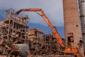 Syncore y Liberty impulsan alianza estratégica para ofrecer soluciones integradas de cierre de minas, desmantelamiento y demolición industrial en Chile