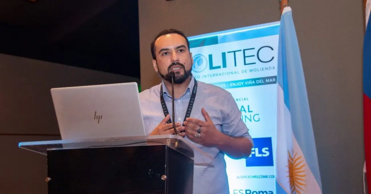 Syntec presenta modelo estocástico para optimizar molinos SAG en Congreso Molitec