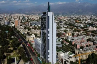 Telefónica Chile: venta por hasta US$ 1.365 millones define pagos diferidos y una opción que puede cambiar el control