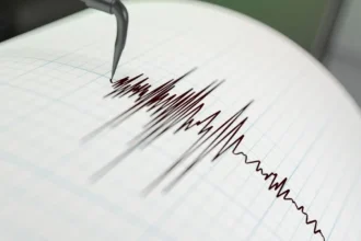 Temblor se registra en la zona central y sacude a la Región Metropolitana
