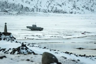 Tierras raras en Groenlandia: Tanbreez apunta a piloto en mayo de 2026 mientras China concentra 91% del refinado