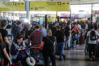 Trabajadores de DGAC confirman «ralentización indefinida» en aeropuertos: comenzará este viernes