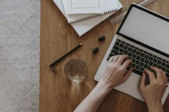 Trabajar en el Cyber Monday: Conoce los sueldos de las ofertas laborales que hay para el evento de descuentos online