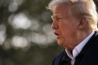 Trump inicia era de guerra de aranceles: tensiones mundiales se intensifican