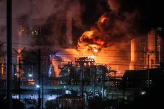 Trump minimiza impacto económico del conflicto en Medio Oriente, pero persisten temores de recesión