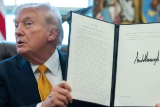 Trump romperá una tradición de 165 años: su firma aparecerá en futuros billetes de EE.UU.
