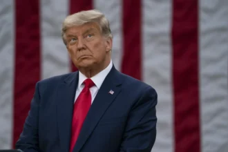 Trump suspende norma ambiental sobre fundiciones de cobre y otorga respiro a la industria estadounidense