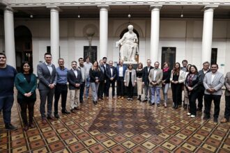 Universidad de Chile y Fraunhofer Alemania fortalecen alianza para liderar la transición energética y combatir el cambio climático