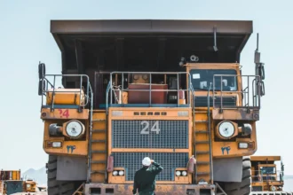 Aumenta la demanda de operadores CAEX en la minería chilena