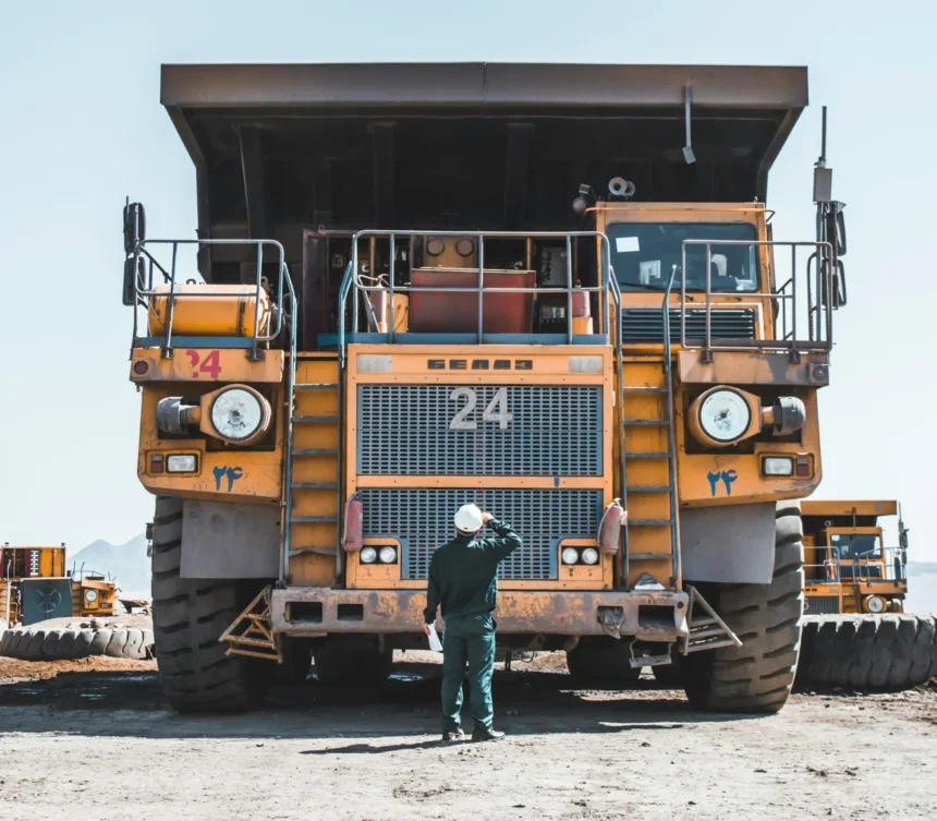 Aumenta la demanda de operadores CAEX en la minería chilena