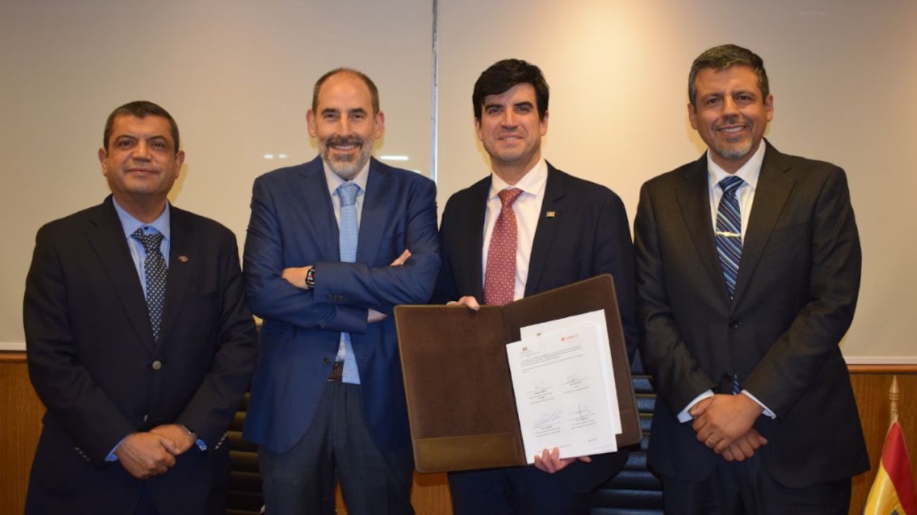 USM y Codelco firman convenio para impulsar la minería sostenible con tecnología de vanguardia en Chile