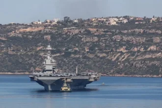 USS Gerald R. Ford se aleja temporalmente de la campaña contra Irán para reparaciones tras incendio