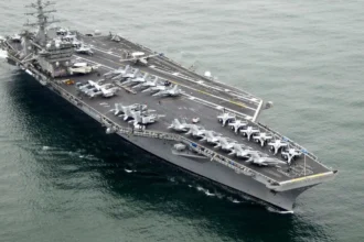 USS Nimitz y USS Gridley llegan a Panamá en histórica gira sudamericana
