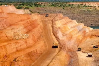Zijin Gold elevó sus ganancias a US$1.600 millones en 2025 y proyectó más producción para 2026